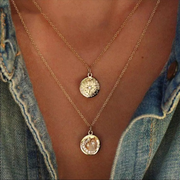 Jewelry - DAINTY GOLD LAYERED PENDANT NECKLACE